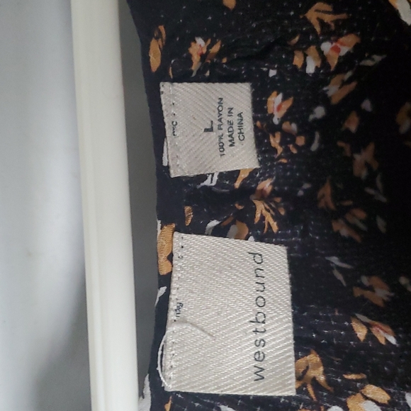 Tops - Picture 3 of 3